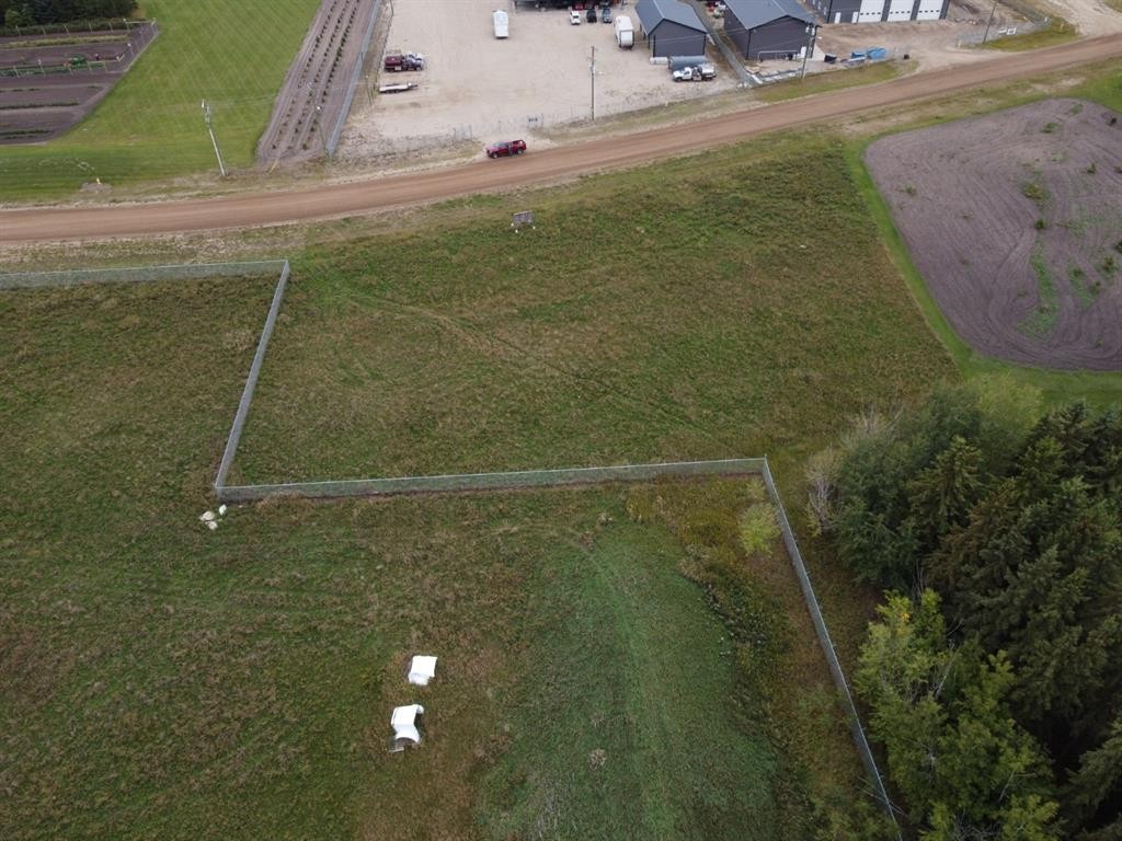590 7 Avenue West, Beaverlodge, AB