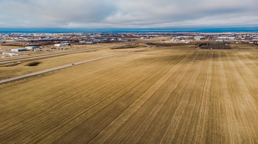 9300 69 Avenue, Clairmont, AB