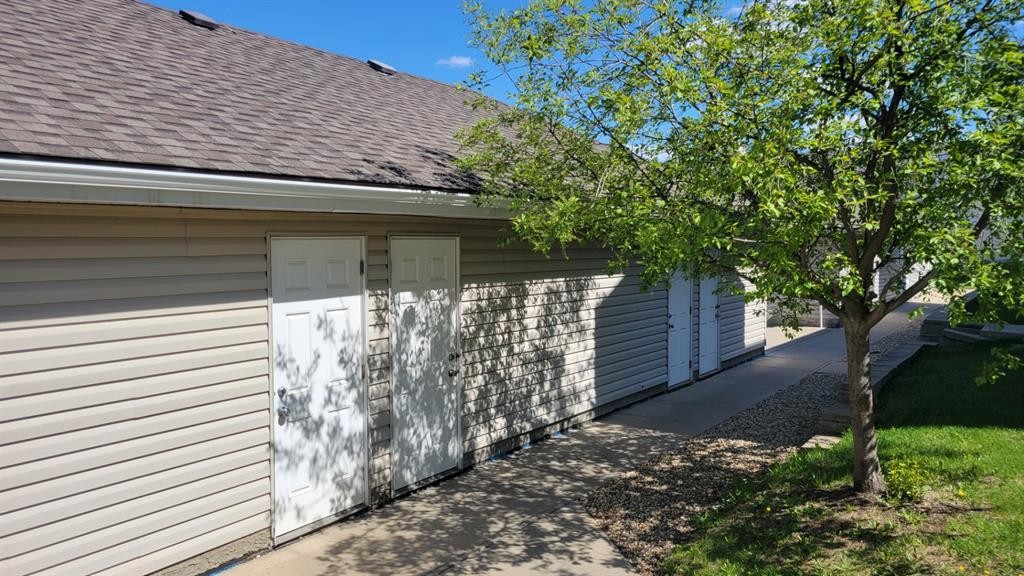 101C-8640 103 Avenue, Grande Prairie, AB - Outdoor