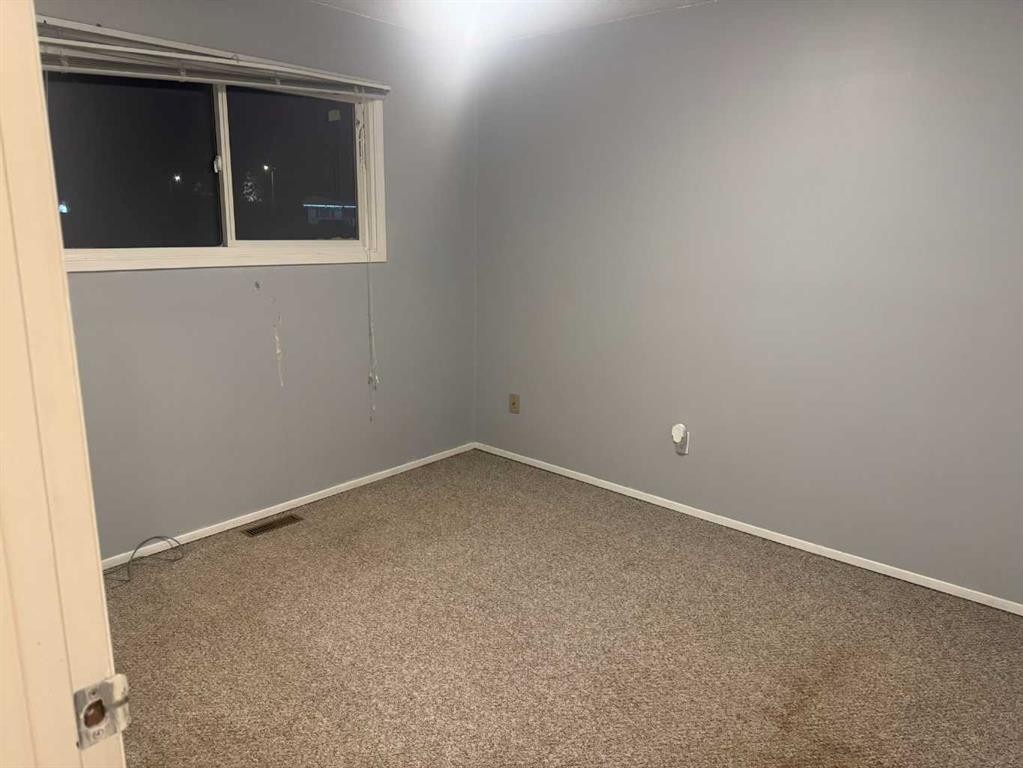 4317 54 Street, Grimshaw, AB - Indoor Photo Showing Other Room