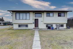 9401 122 Avenue Grande Prairie, AB T8V 5V6