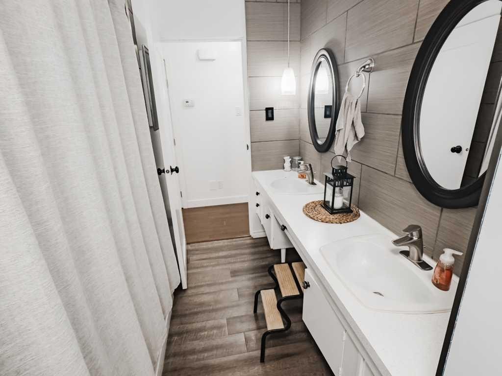 106157 Range Road 142, Rural Mackenzie County, AB - Indoor Photo Showing Bathroom