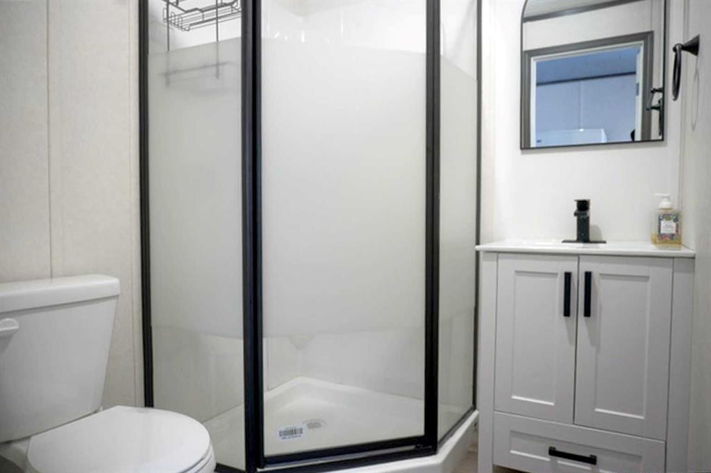 106157 Range Road 142, Rural Mackenzie County, AB - Indoor Photo Showing Bathroom