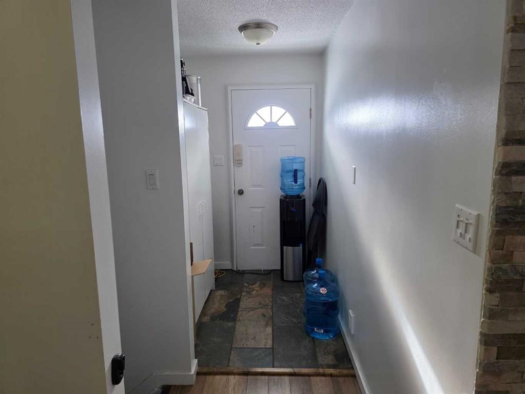 10853 99 Avenue, Grande Cache, AB - Indoor Photo Showing Other Room