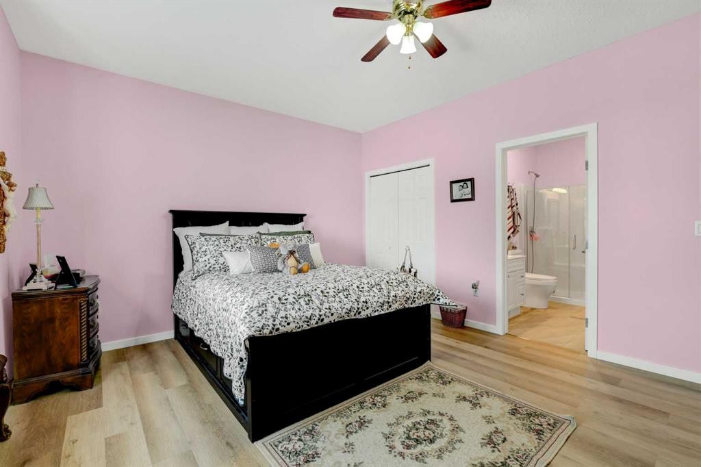 5206 48 Street, Valleyview, AB - Indoor Photo Showing Bedroom