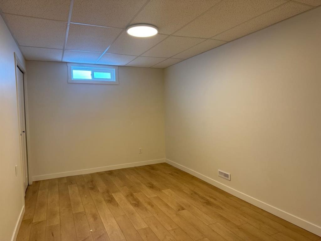 11400 105 Avenue, Fairview, AB - Indoor