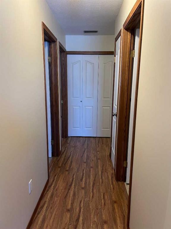 #3-1006 3Rd Avenue, Beaverlodge, AB - Indoor Photo Showing Other Room