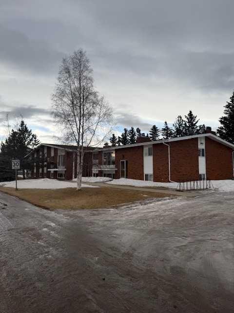 202-11114 Hoppe, Grande Cache, AB