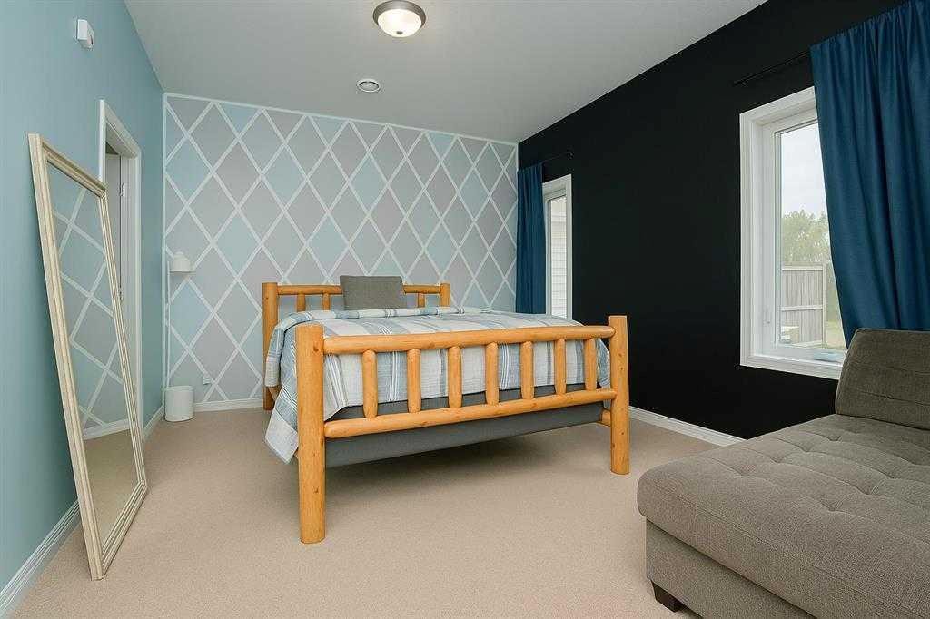 8543 69 Avenue, Grande Prairie, AB - Indoor Photo Showing Bedroom
