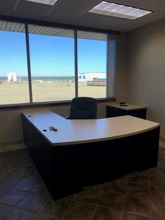 100 3Rd Street, Beaverlodge, AB