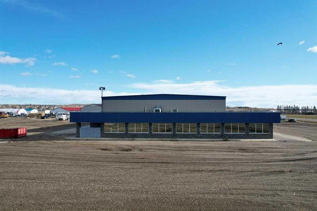 100 3Rd Street, Beaverlodge, AB