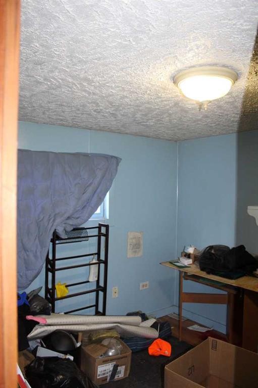 304 8 Avenue Se, Manning, AB - Indoor Photo Showing Other Room