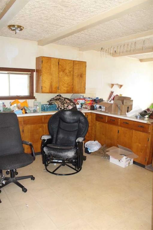 304 8 Avenue Se, Manning, AB - Indoor