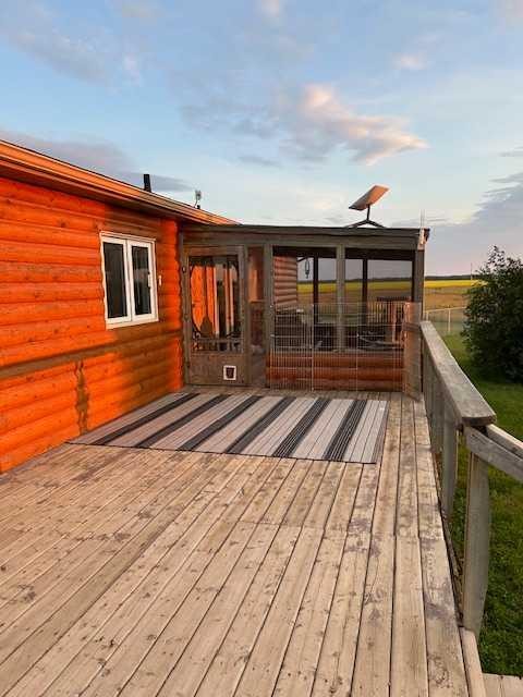 18142 Township Road 1102, Rural Mackenzie County, AB - Outdoor With Deck Patio Veranda