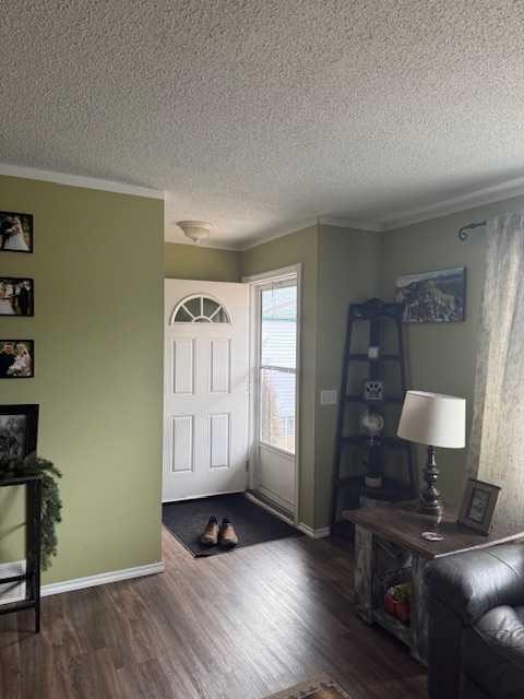 11510 Manning, Grande Cache, AB - Indoor