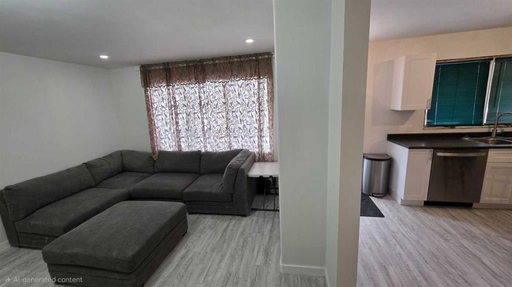 114 3 Avenue, Mclennan, AB - Indoor Photo Showing Living Room