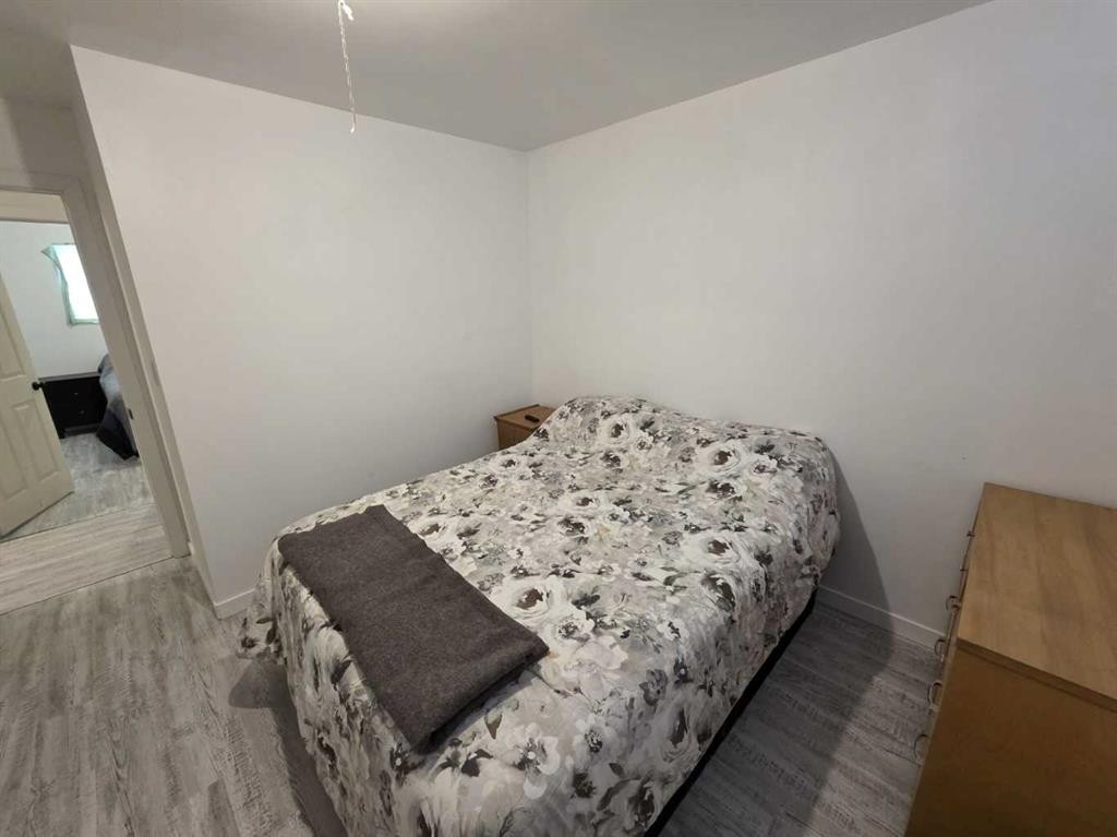 114 3 Avenue, Mclennan, AB - Indoor Photo Showing Bedroom