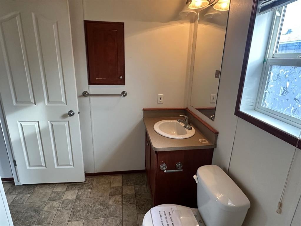 223 Mawdsley Crescent, Grande Cache, AB - Indoor Photo Showing Bathroom