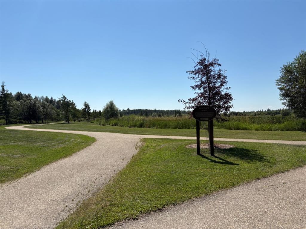8833 60 Avenue, Grande Prairie, AB