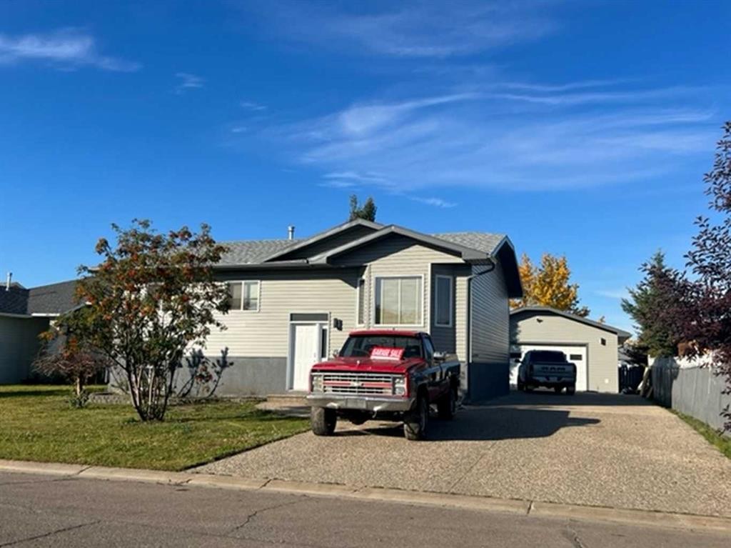 27 Bison Crescent, High Level, AB - Outdoor