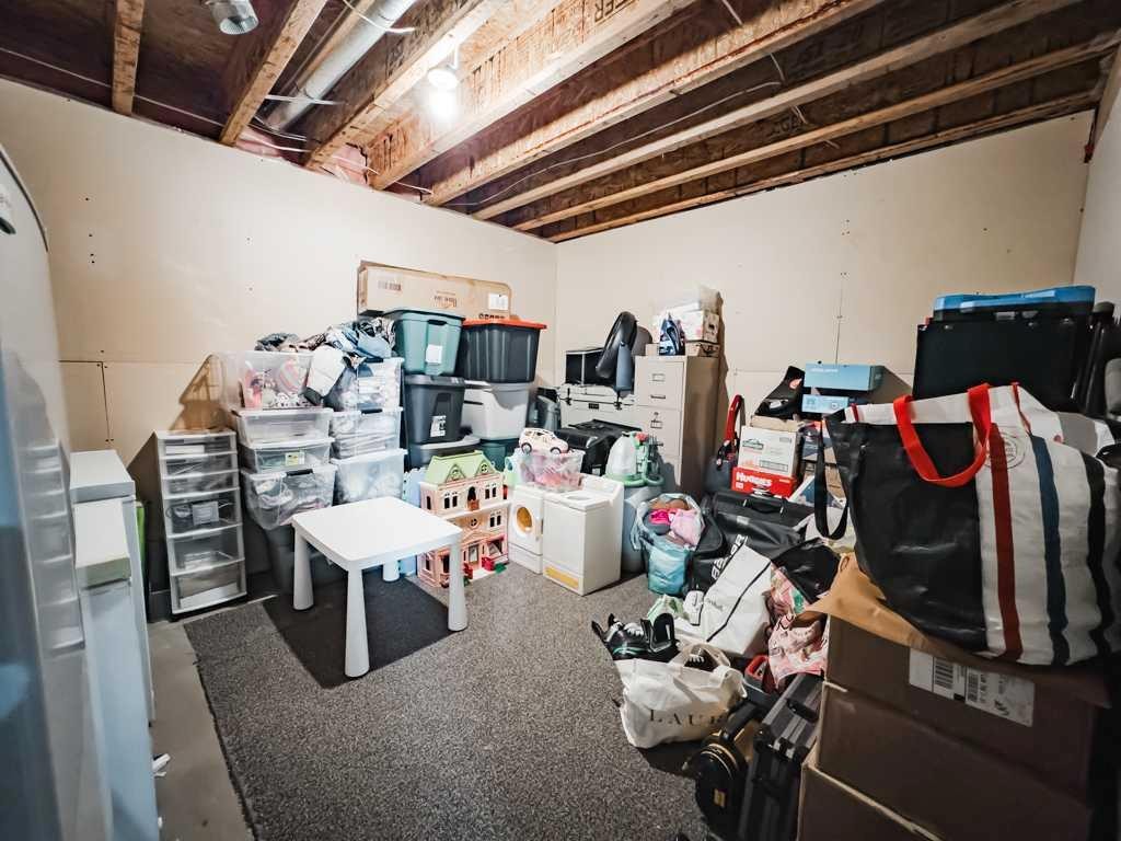 9606 107, La Crete, AB - Indoor