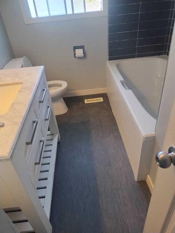 10918 97 Avenue, Grande Cache, AB - Indoor Photo Showing Bathroom