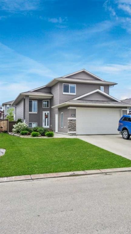8814 114 Avenue, Grande Prairie, AB - Outdoor With Facade