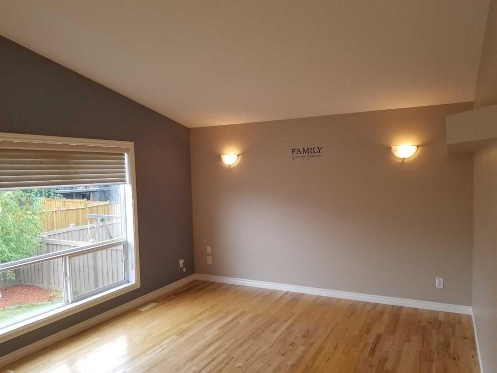 8814 114 Avenue, Grande Prairie, AB - Indoor Photo Showing Other Room
