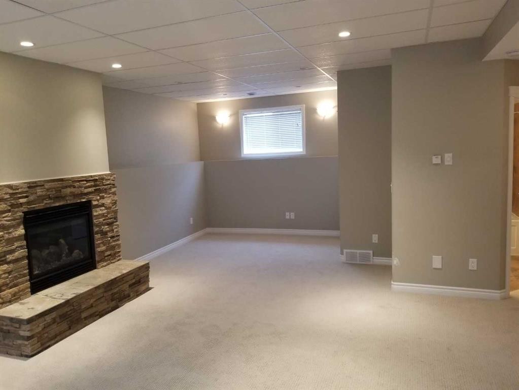 8814 114 Avenue, Grande Prairie, AB - Indoor With Fireplace