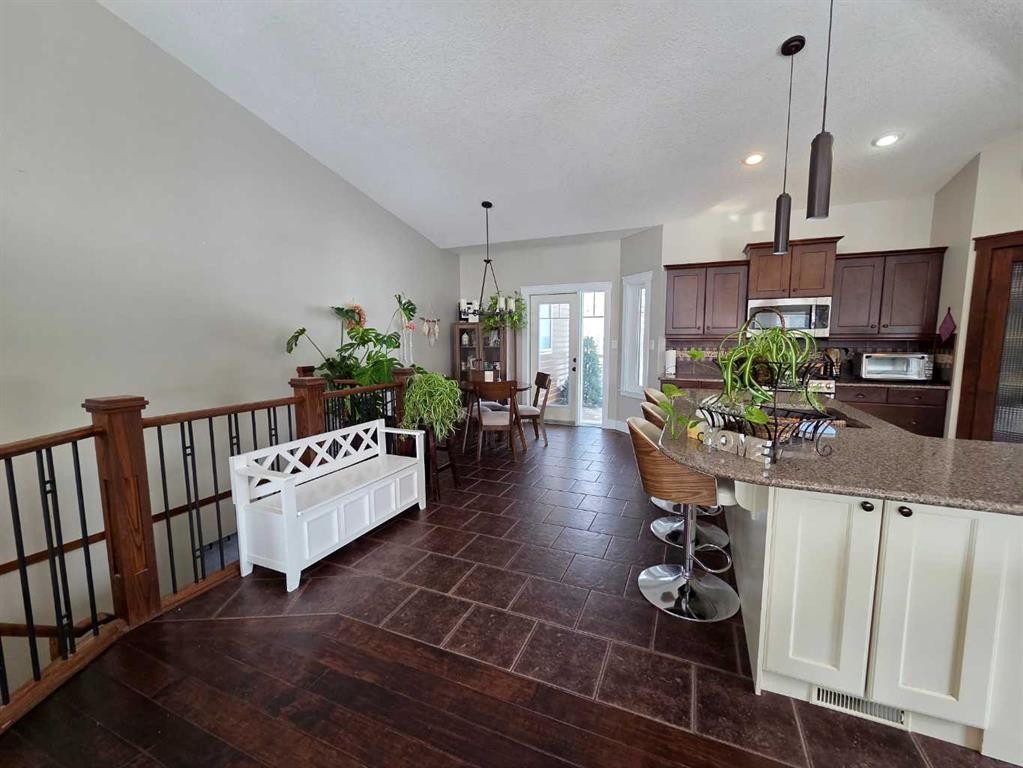 #1-63028 704 Township, Rural Grande Prairie No. 1, County Of, AB - Indoor