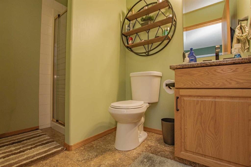 7610 106A Street, Grande Prairie, AB - Indoor Photo Showing Bathroom