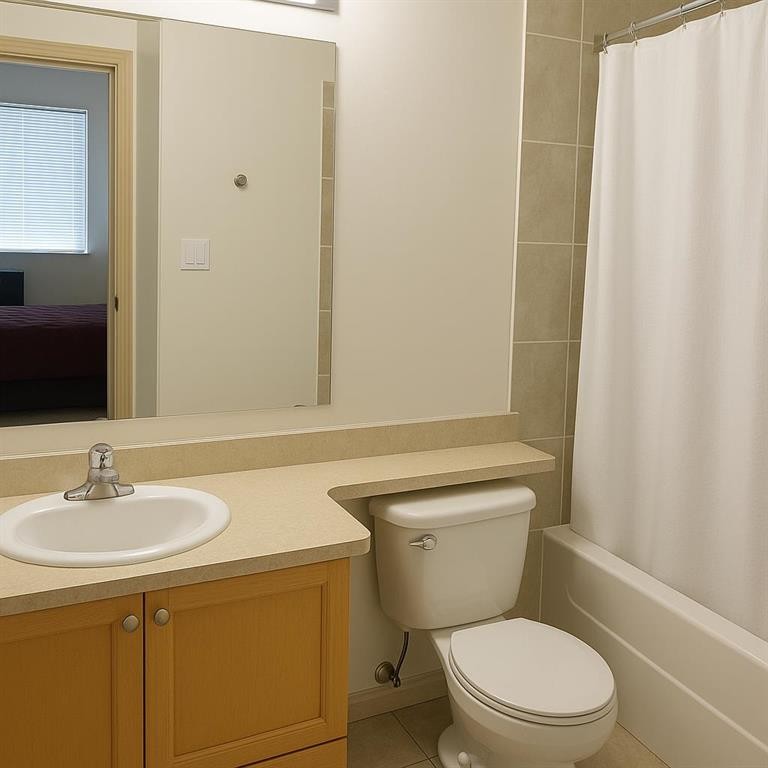 314-9810 96 Street, Grande Prairie, AB - Indoor Photo Showing Bathroom