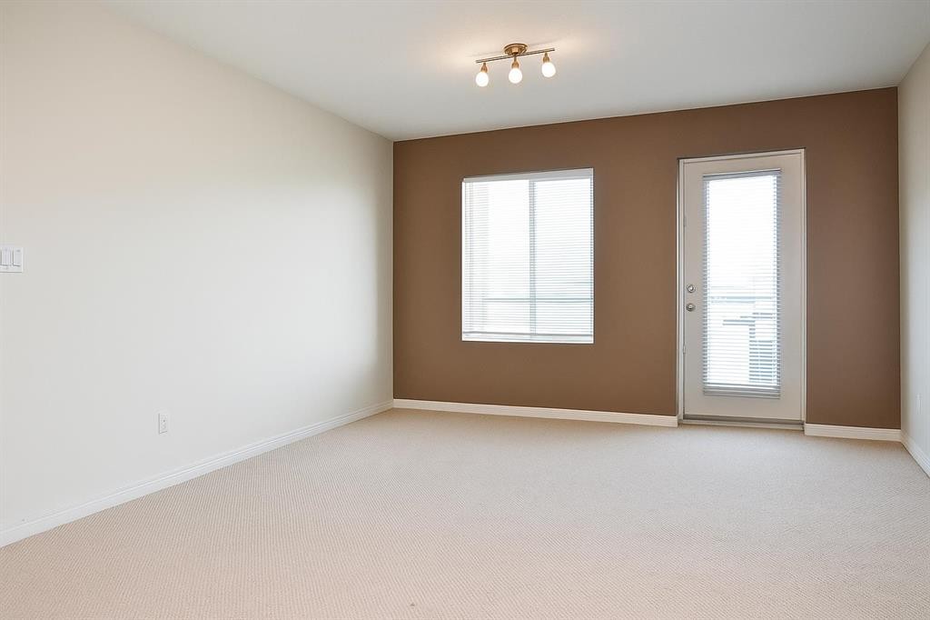 210-9810 96 Street, Grande Prairie, AB - Indoor Photo Showing Other Room