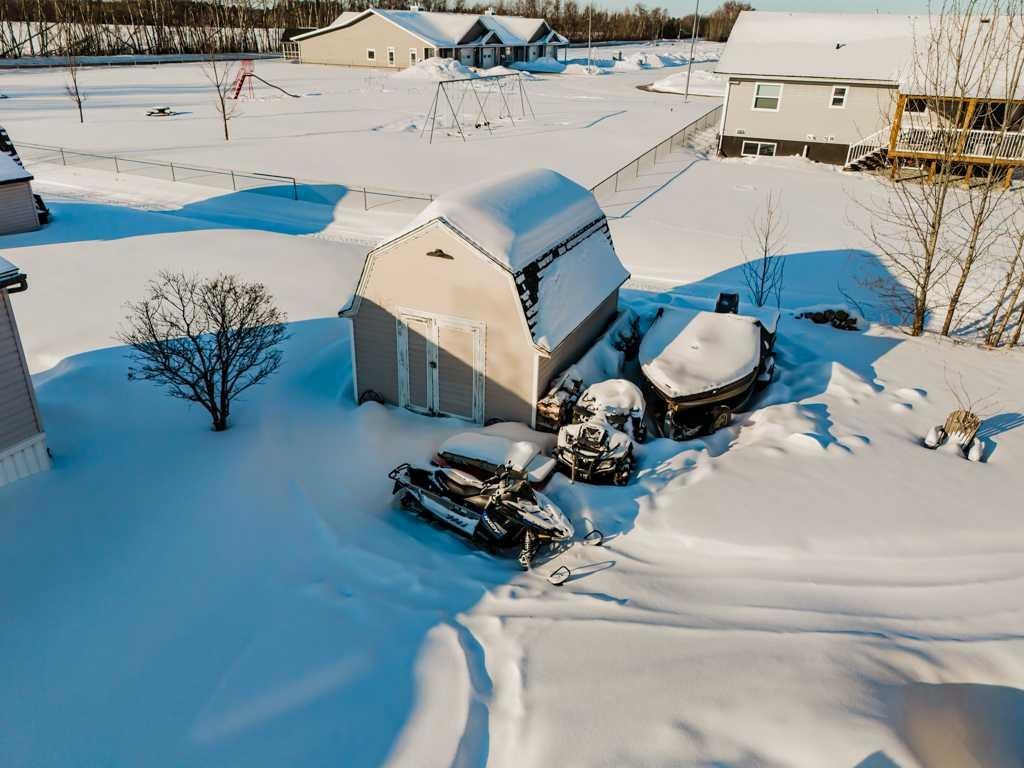 11114 98 Avenue, La Crete, AB - Outdoor