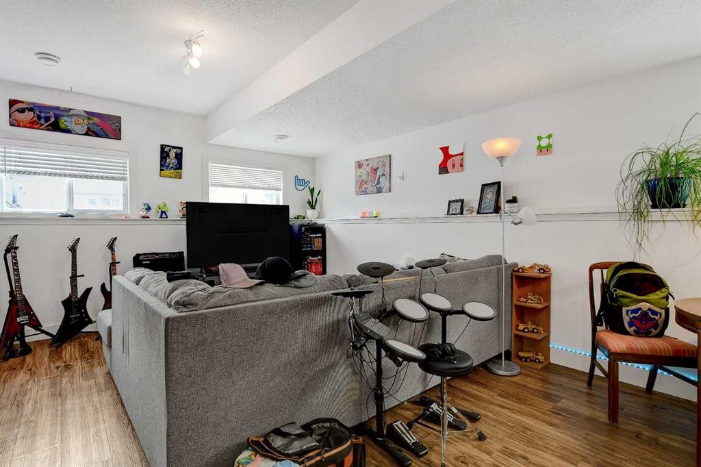 11234 75 Avenue, Grande Prairie, AB