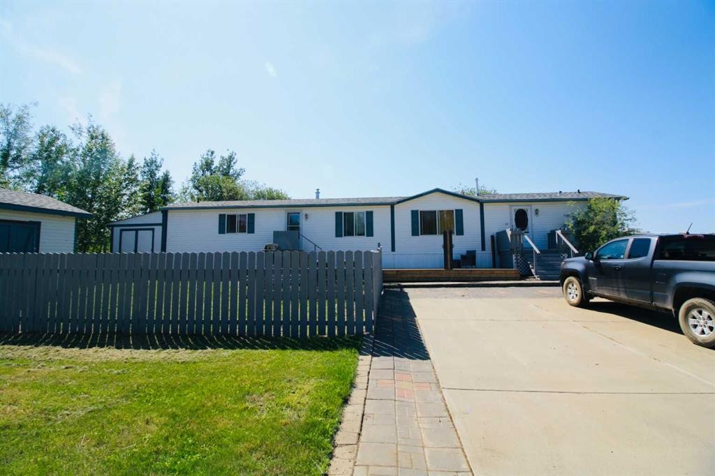 15 Dewberry Road, High Level, AB