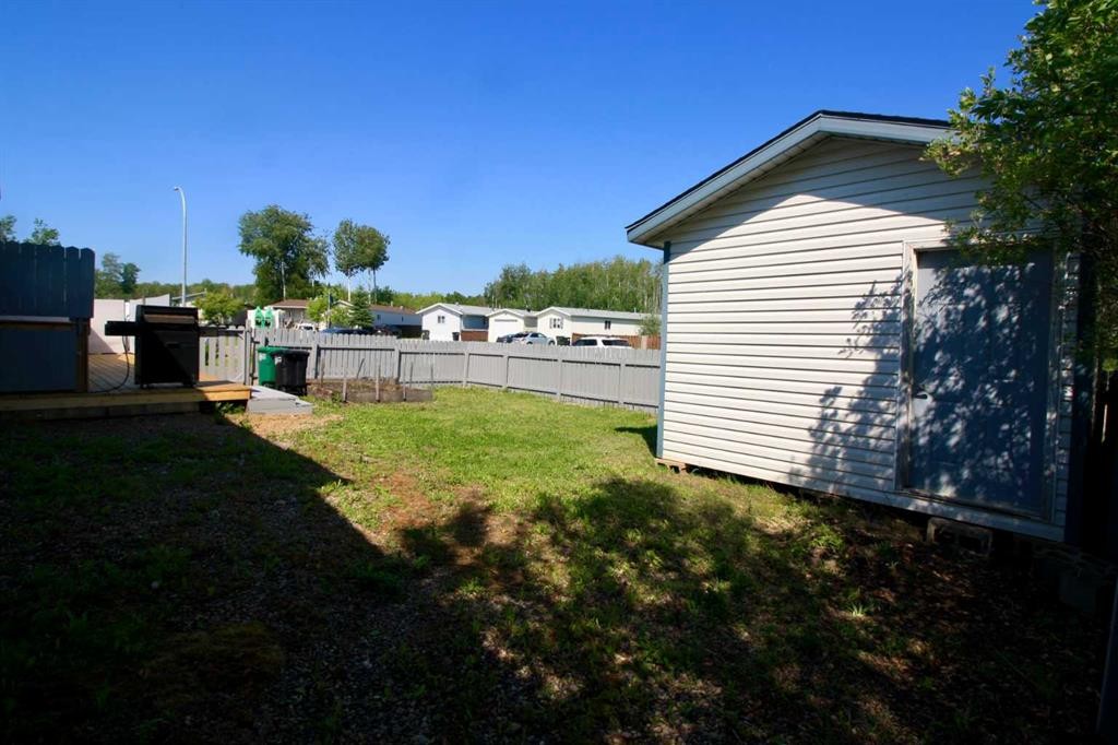 15 Dewberry Road, High Level, AB