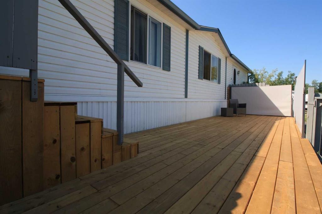 15 Dewberry Road, High Level, AB