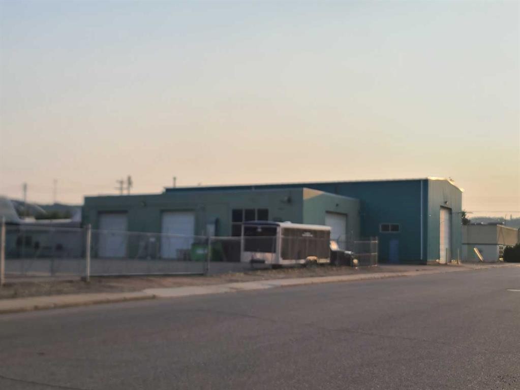 9503-9519 90 Avenue, Peace River, AB