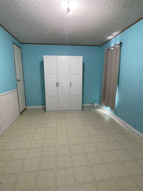 10508 98 Avenue, High Level, AB - Indoor Photo Showing Other Room