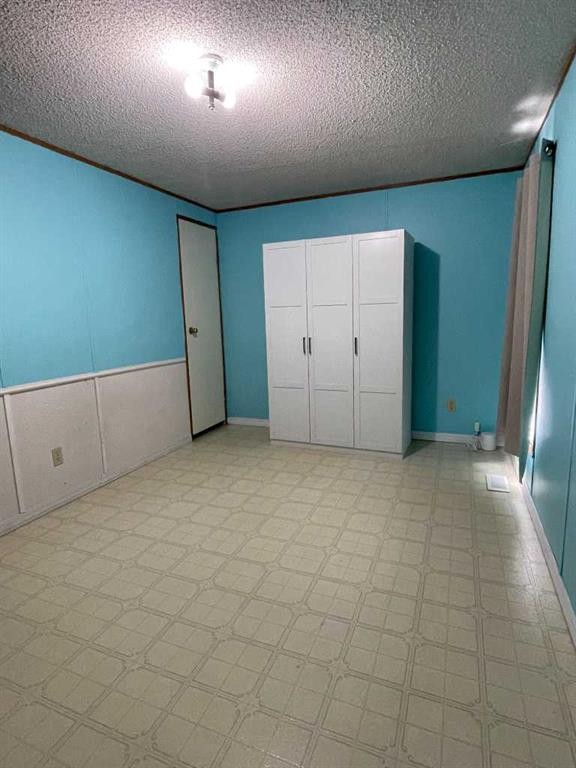 10508 98 Avenue, High Level, AB - Indoor Photo Showing Other Room