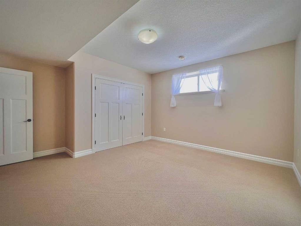 36-1049 Alberta Avenue, Debolt, AB - Indoor Photo Showing Other Room