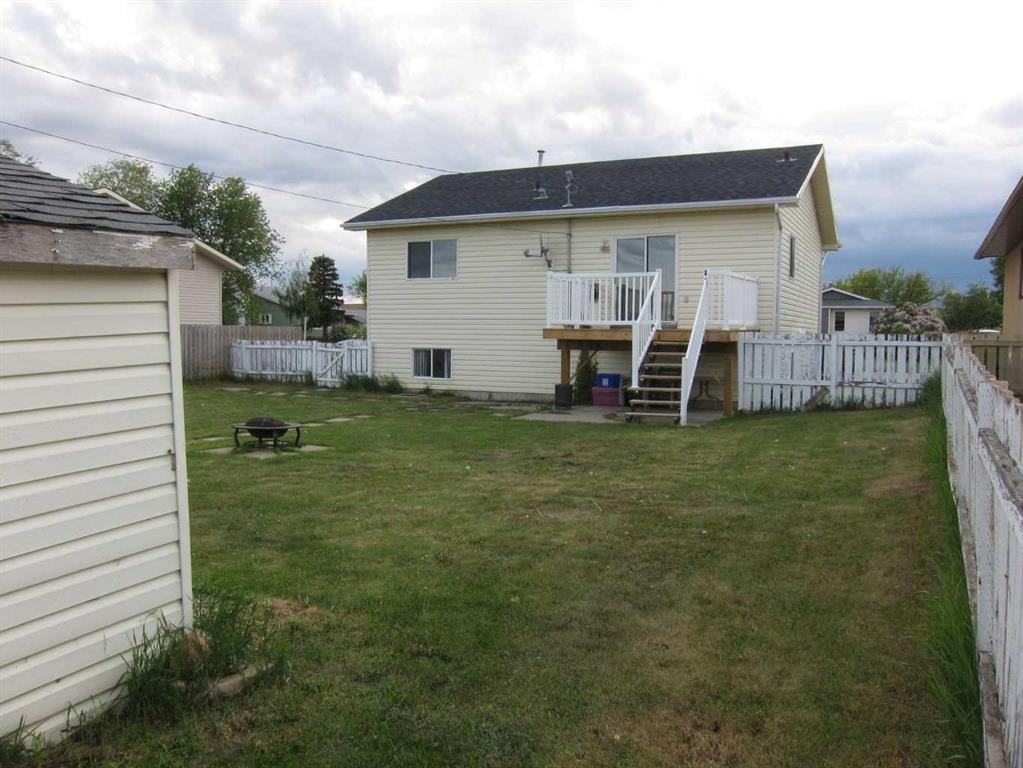 4306 53 Street, Grimshaw, AB - Outdoor With Exterior