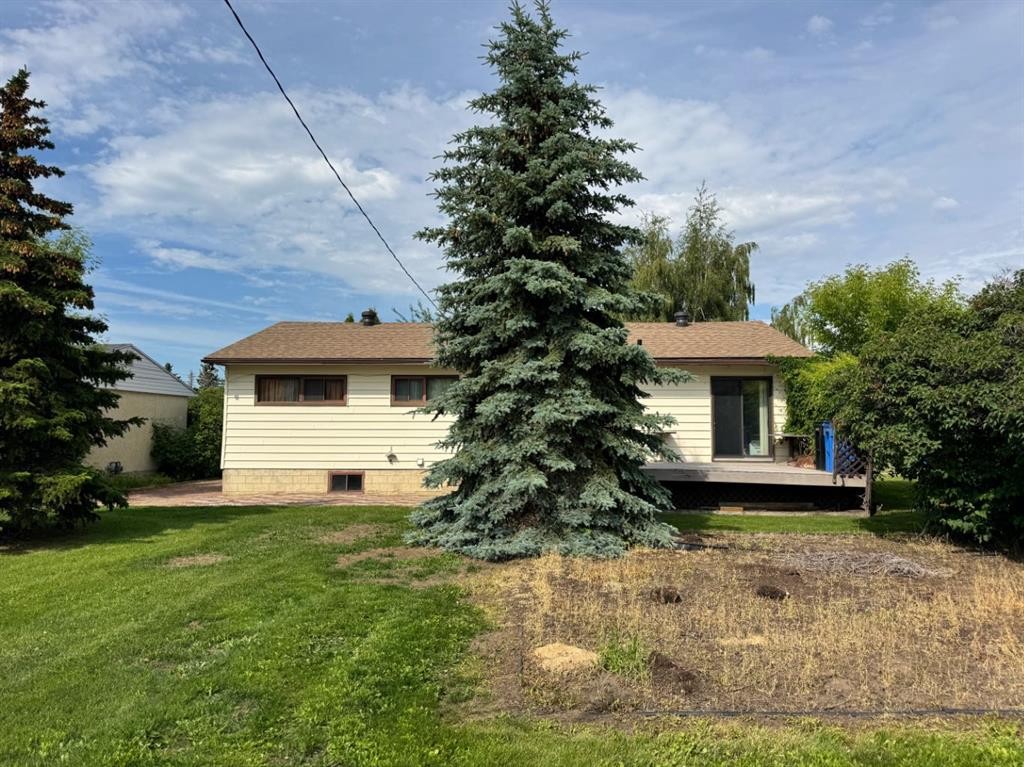 10317 114 Street, Fairview, AB