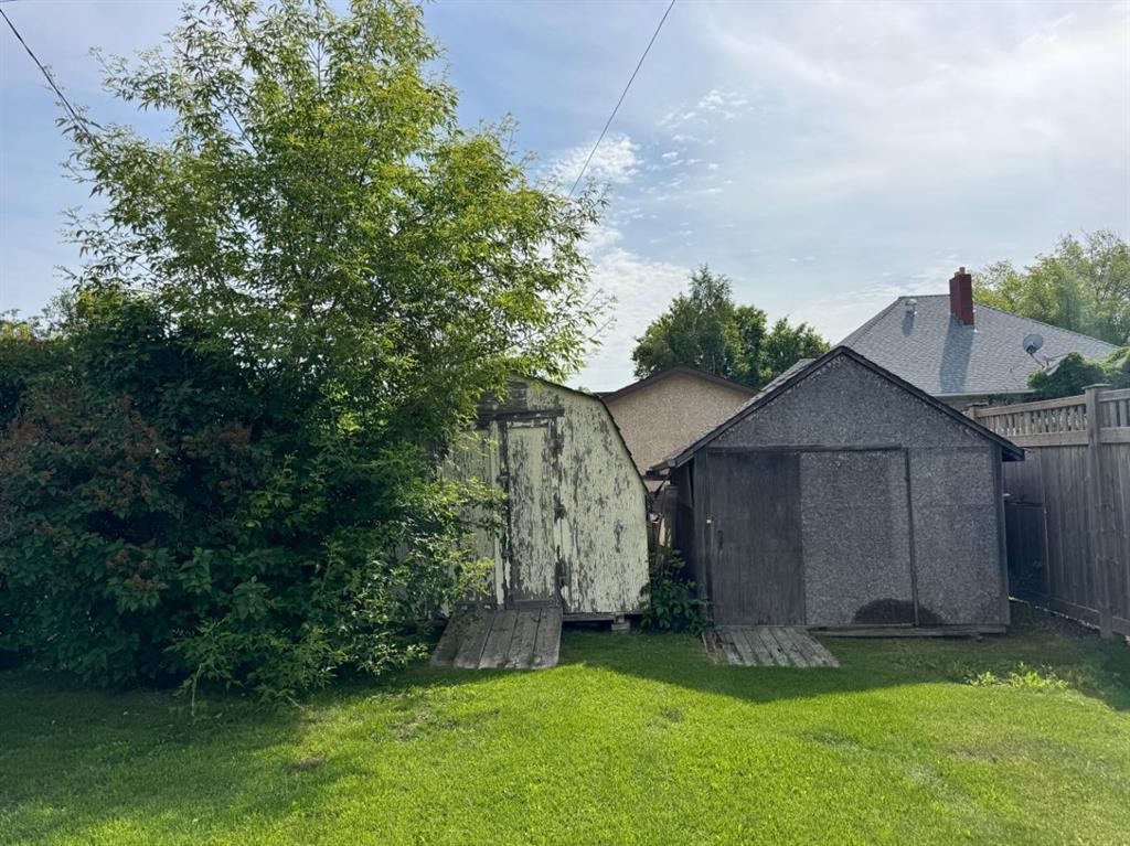10317 114 Street, Fairview, AB
