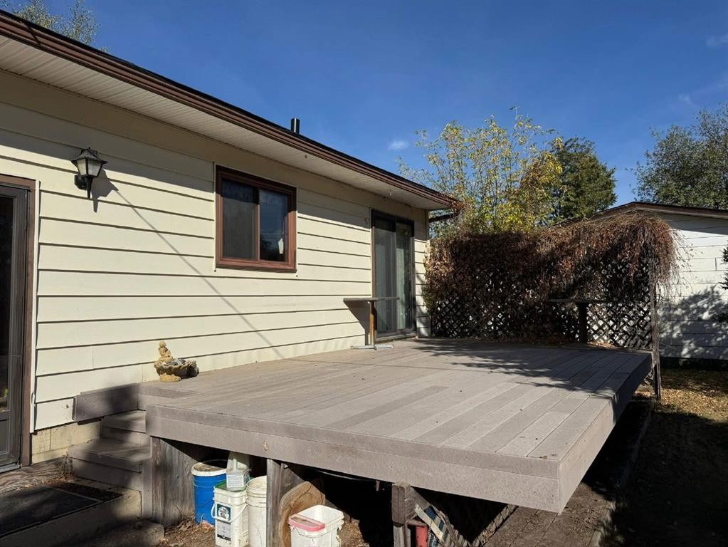 10317 114 Street, Fairview, AB