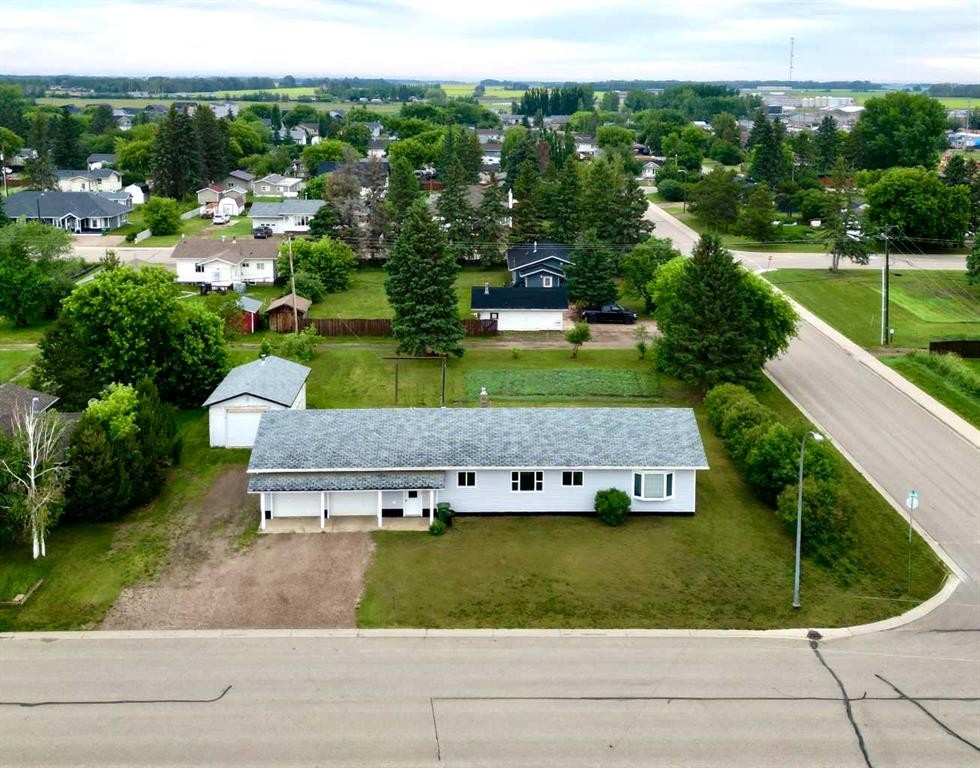 10202 99 Ave, La Crete, AB