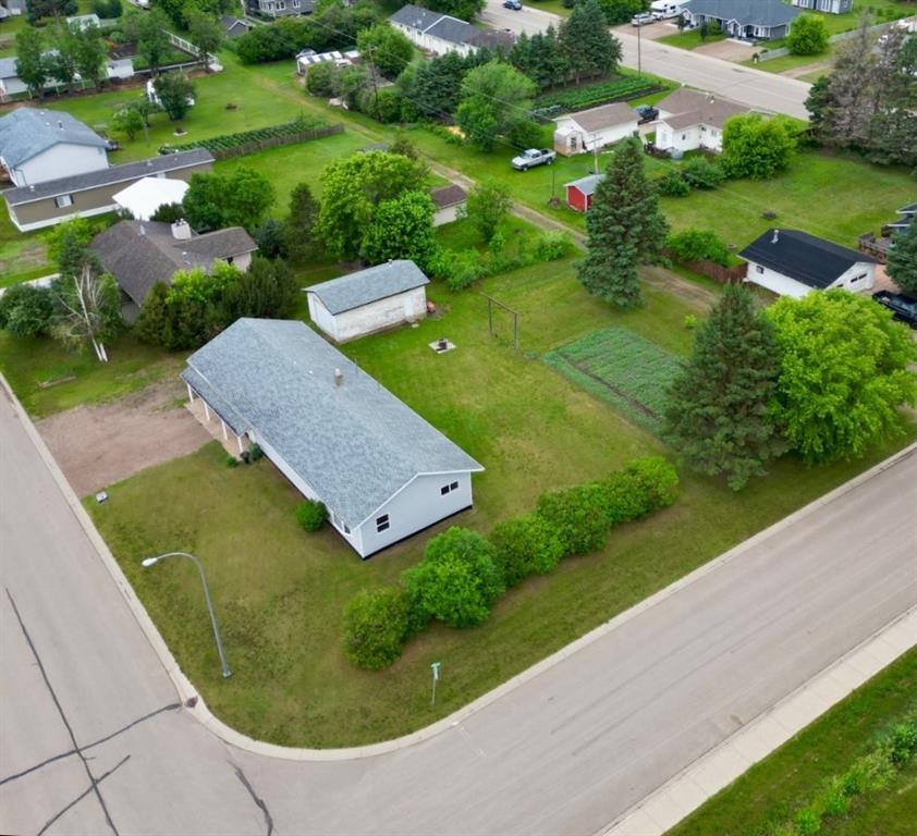 10202 99 Ave, La Crete, AB