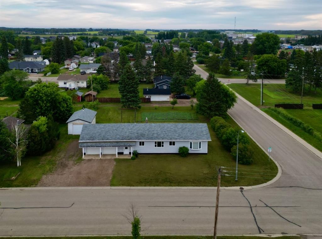 10202 99 Ave, La Crete, AB