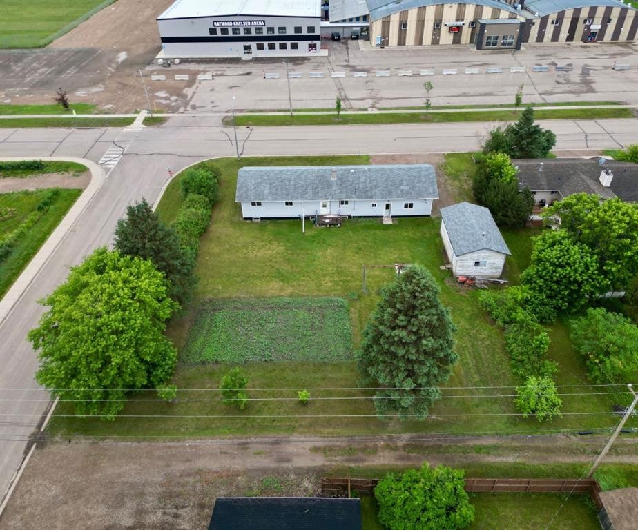 10202 99 Ave, La Crete, AB
